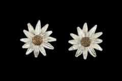 Daisy Post Earrings- Gänseblümchen Ohrstecker