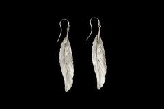Feather Long Wire Earring - Feder Ohrhänger lang