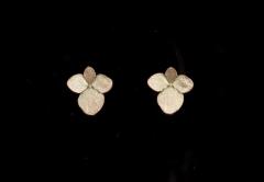 Hydrangea Post Earrings - Hortensie Ohrstecker